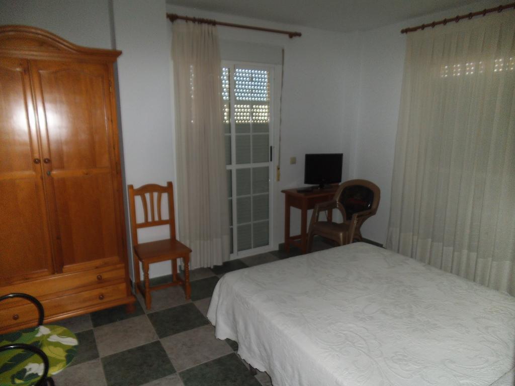 קרבונראס Hostal San Andres חדר תמונה