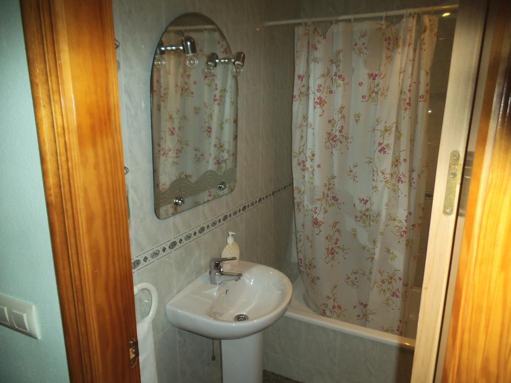 קרבונראס Hostal San Andres מראה חיצוני תמונה
